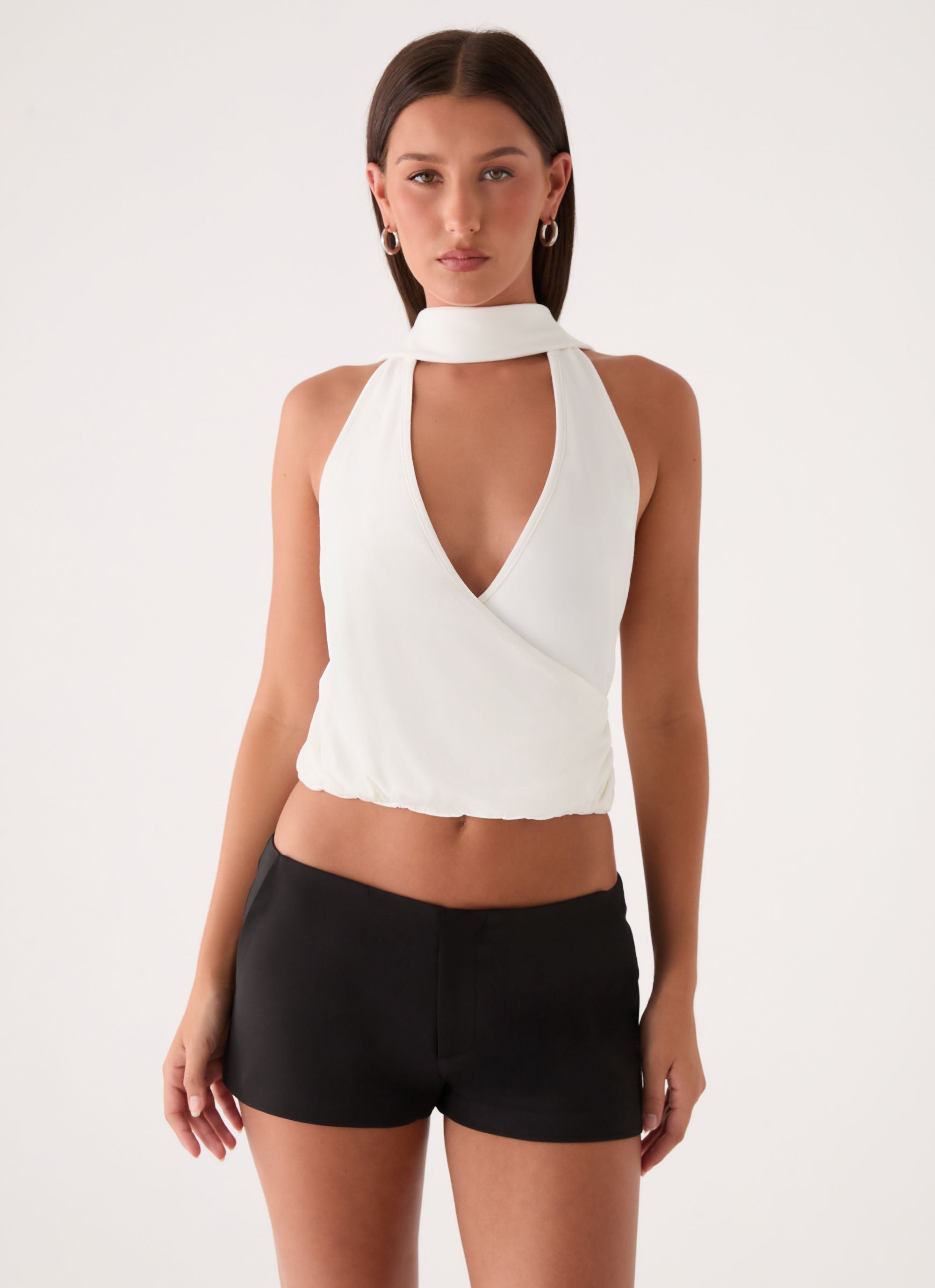 Auriella Low Rise Suiting Shorts - Black