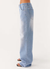 Back Again Straight Leg Denim Jeans - Light Wash Blue