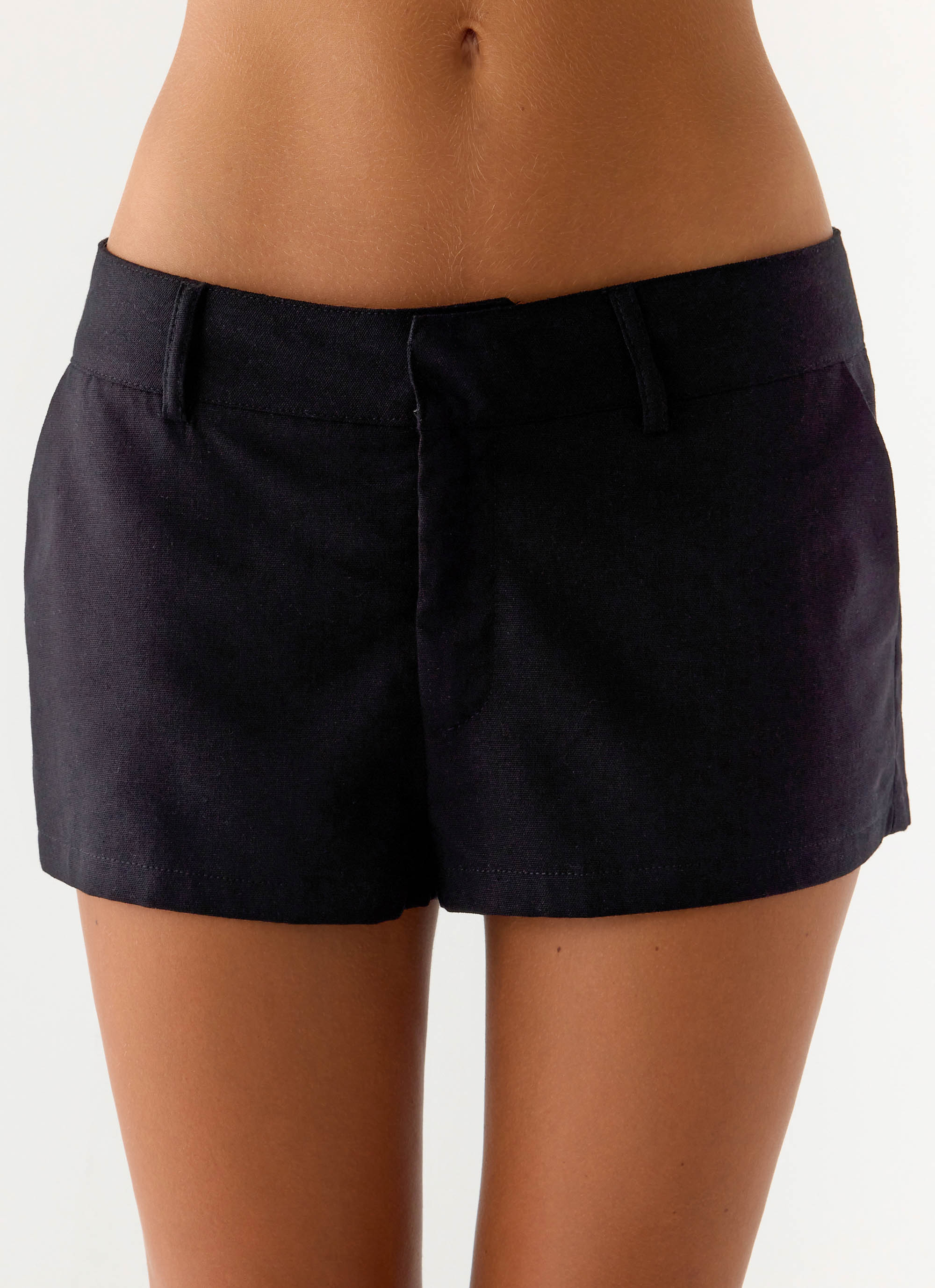 Delong Low Rise Linen Shorts - Black