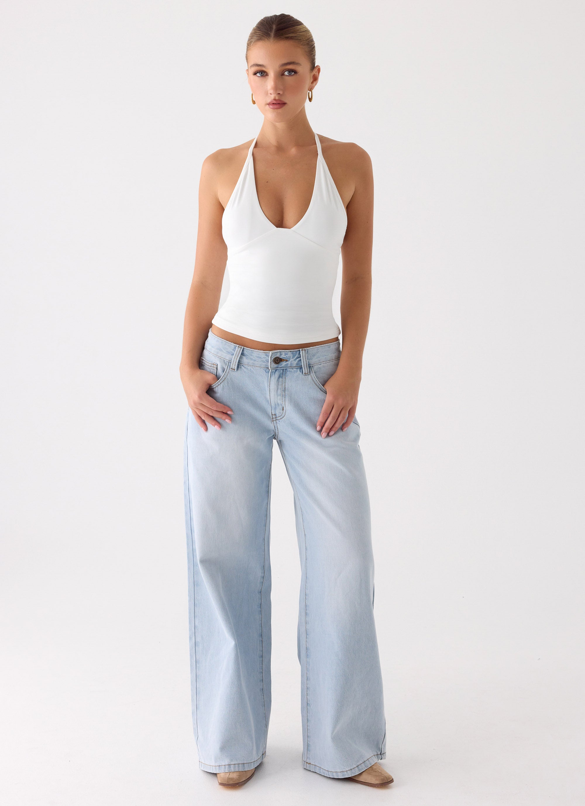 Neo Low Rise Wide Leg Denim Jeans - Light Blue Wash