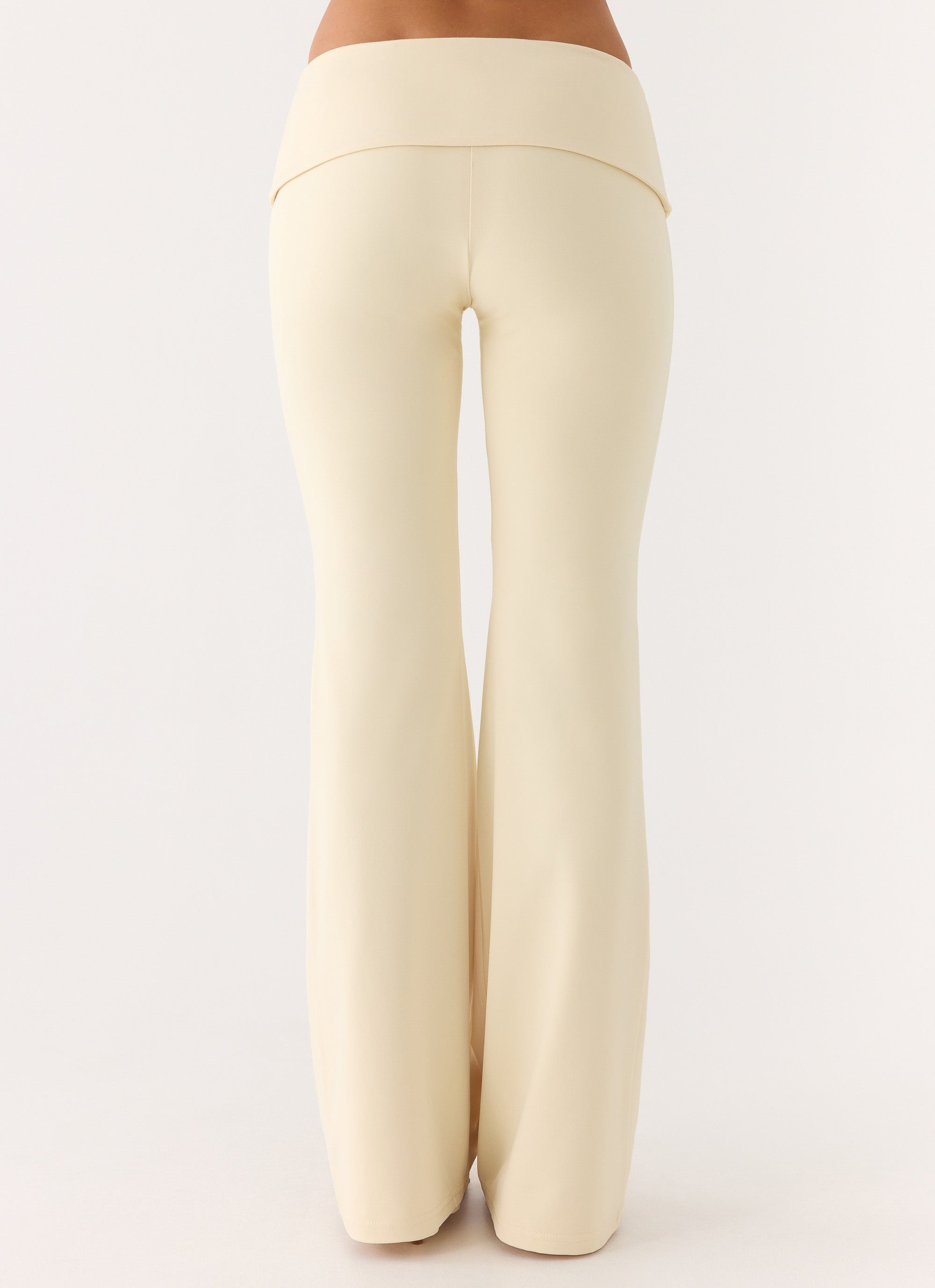 Renae Low Rise Pants - Baby Yellow