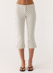 Rue Capri Pants - White Polkadot