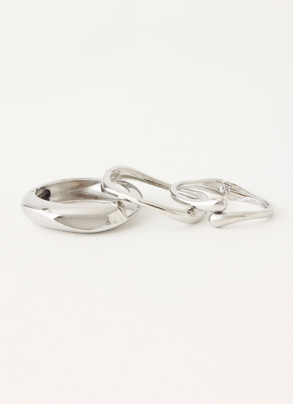 Soft Focus Bracelets - Silver